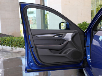 Cadillac CT5 Platinum 28T Super Driving Assistance