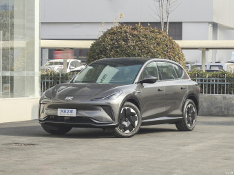 IM Motors LS7 Urban Fit 77 kWh