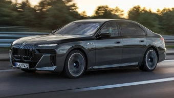 BMW 7 Series M760e xDrive M Performance