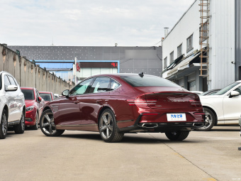 Genesis G80 Flagship