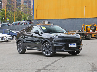 Lynk & Co 05 PHEV Halo 1.5TD