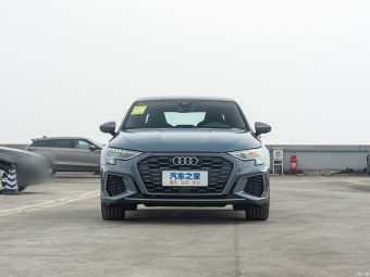 Audi A3L Limousine RS Style 35 TFSI