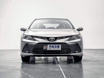 Toyota Camry Flagship 2.5Q