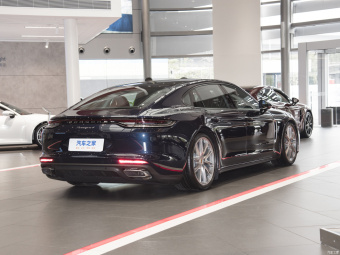 Porsche Panamera 4 Executive