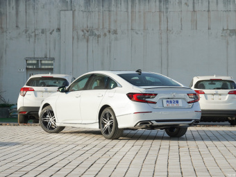 Honda Accord Magic Night · Premium 260TURBO