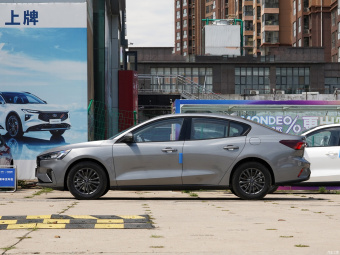 Ford Focus Sedan Racing EcoBoost 180