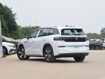 VW ID.6 X Pure