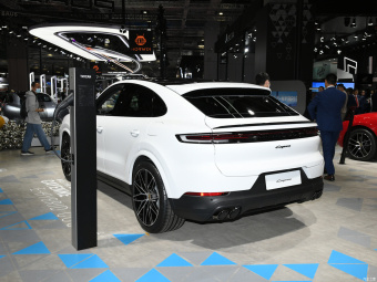 Porsche Cayenne Coupé E-Hybrid