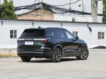Lynk & Co 09 EM-P 2024 2.0TD EM-P AWD HALO 6-seater