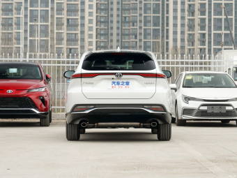 Toyota Venza Deluxe 2.0L CVT 2WD