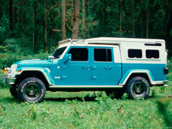 Jeep Gladiator Tyrannosaurus Walker Station Wagon 3.6L