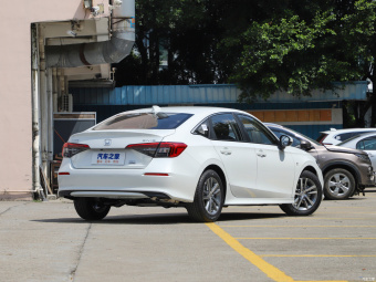 Honda Civic Power 180TURBO CVT