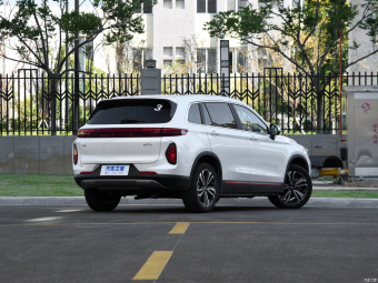 Skyworth HT-i Zhiyuan Plus 1.5L PHEV 205KM