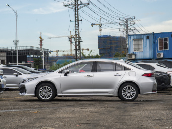 Toyota Allion Deluxe 2.0L