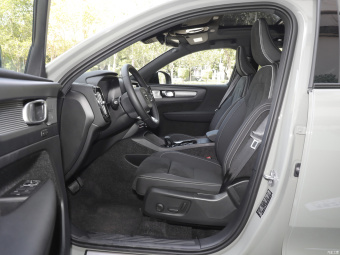 Volvo XC40 B4 AWD Zhiya Sports