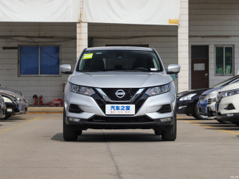 Nissan Qashqai Smart 2.0L CVT XV