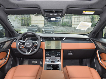 Jaguar F-Pace R-Dynamic Black P250