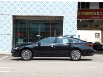 Toyota Avalon Progressive 2.0L