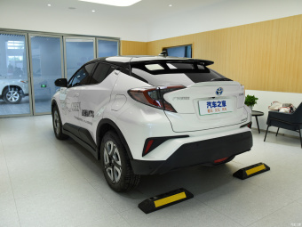 Toyota C-HR EV Premium