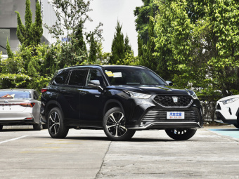 Toyota Crown Kluger Hybrid Flagship 2.5L HEV 4WD