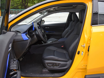 Toyota C-HR Hybrid Deluxe 2.0L E-CVT