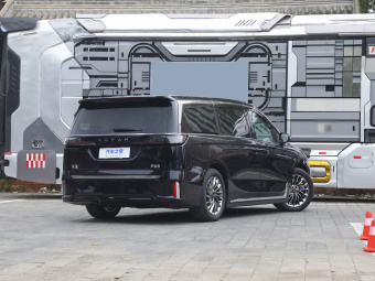 Voyah Dreamer Flagship PHEV