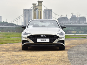 Hyundai Sonata Flagship TOP 380TGDi AT
