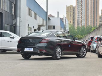 Genesis G70 Luxury