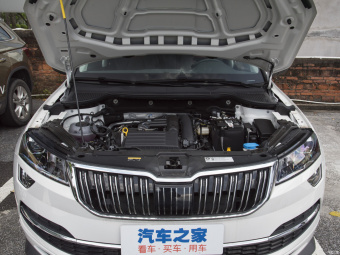 Skoda Karoq Luxury TSI280