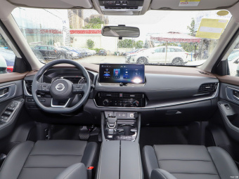 Nissan X-Trail Comfort VC-Turbo 300 CVT 2WD