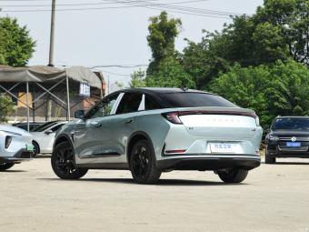 Arcfox α-S 735E Forest 175kW