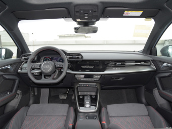 Audi A3L Limousine RS Style 35 TFSI