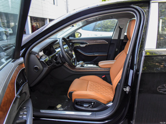 Audi A8L Premium 50 TFSI Quattro