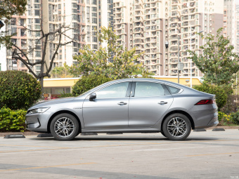 BYD Qin Plus EV Leading 420KM
