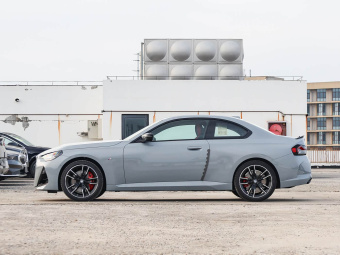 BMW M240i Coupe 2025 xDrive