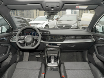 Audi A3 Sportback Dynamic Luxury 35 TFSI
