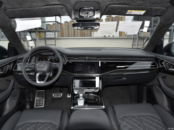 Audi Q8 Dynamic Enjoy 55 TFSI
