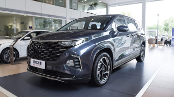 Hyundai Custo Premium LUX 380TGDi AT