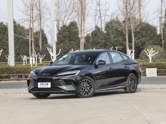 BYD Seal DM-i Elite 121KM