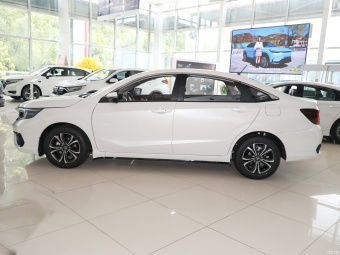 Honda Envix Enjoy 180TURBO CVT