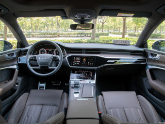 Audi A7L Obsidian Black Edition 55 TFSI Quattro