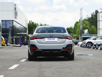 BMW i4 2025 eDrive35