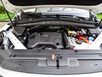 Roewe RX5 eMAX Honor 1.5T PHEV