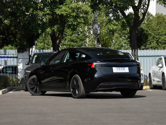 Tesla Model 3 2025 Facelifted Long Range All-Wheel Drive Version