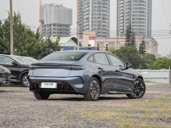 BYD Seal Elite 550КМ