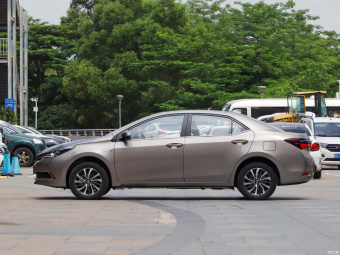 Toyota Corolla PHEV Comfort 1.8L E-CVT