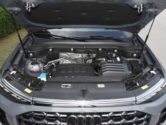 Audi Q6 Light Qi - Flying Rider 45 TFSI Quattro