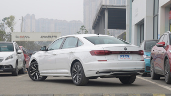 VW Passat Elite 330TSI