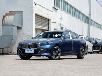 BMW 5 Series 530Li M Sport First Edition