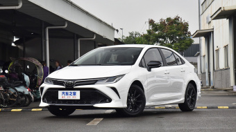 Toyota Corolla GR Sport TNGA 1.5L CVT